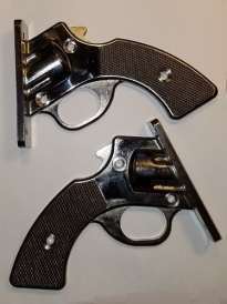 Gun Handle IJ & Dirty Harry Both Halves 21-6692-1/2
